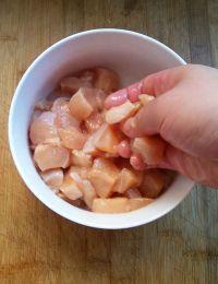 腰果鸡丁的做法步骤4