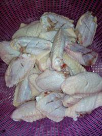 香草烤鸡翅的做法步骤2