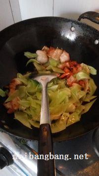 五花肉炒莴笋的做法步骤7